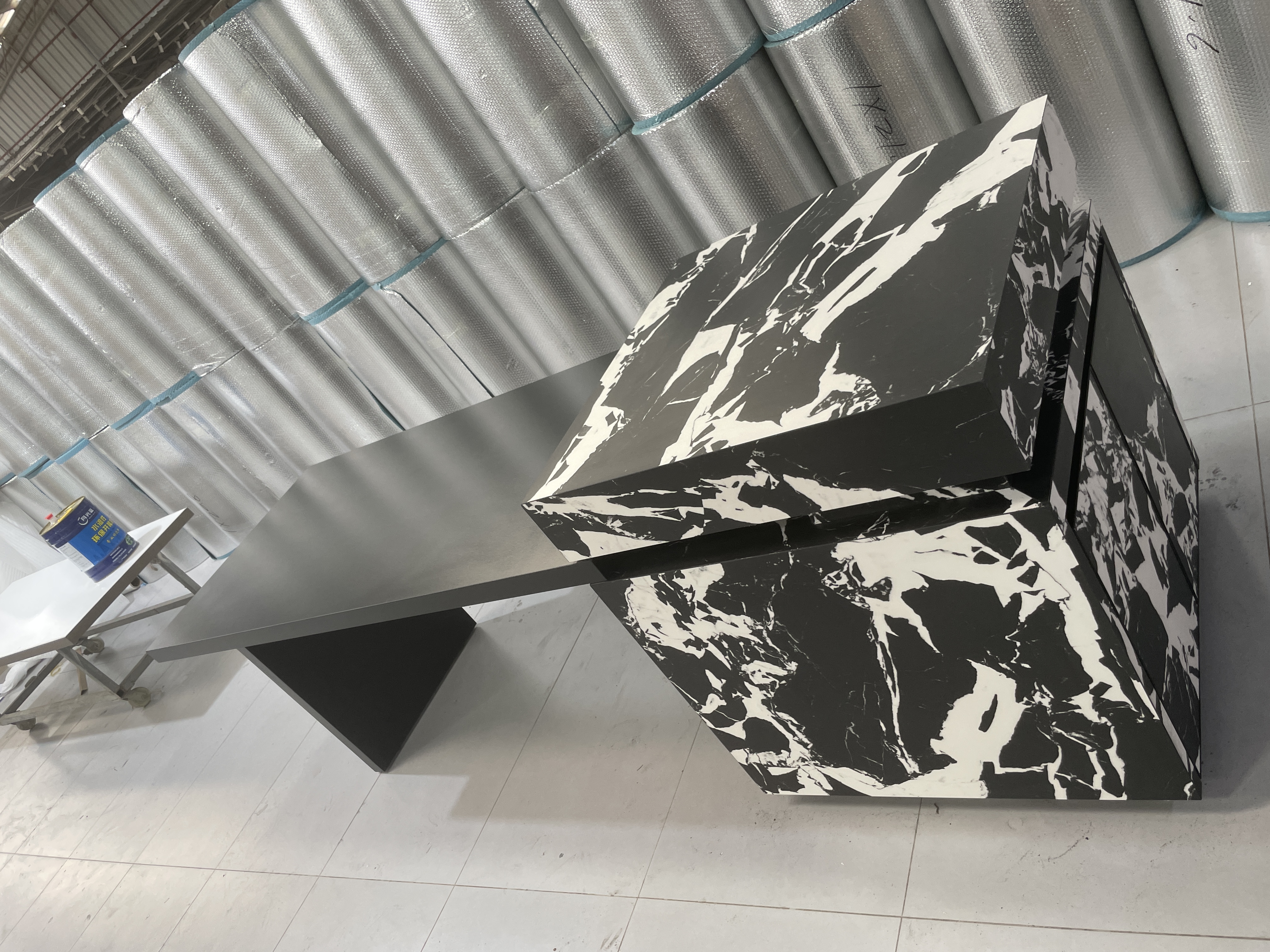贝奈利天然奢石 · 中岛台 ISLAND-134
